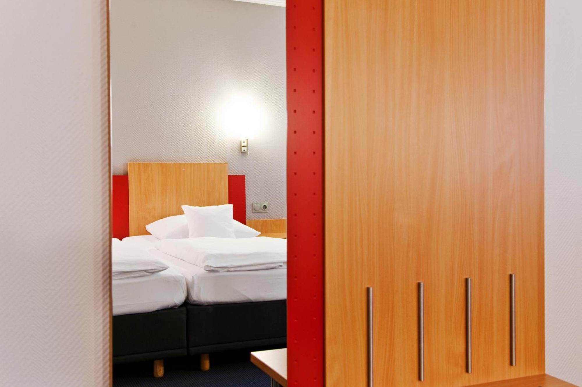 Ringhotel Ahrensburg Exterior photo